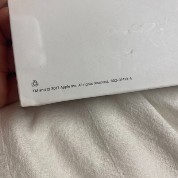 Apple Ipad Pencil (1st Gen), Original and never used, I bought the wrong model - Picture 3 of 3